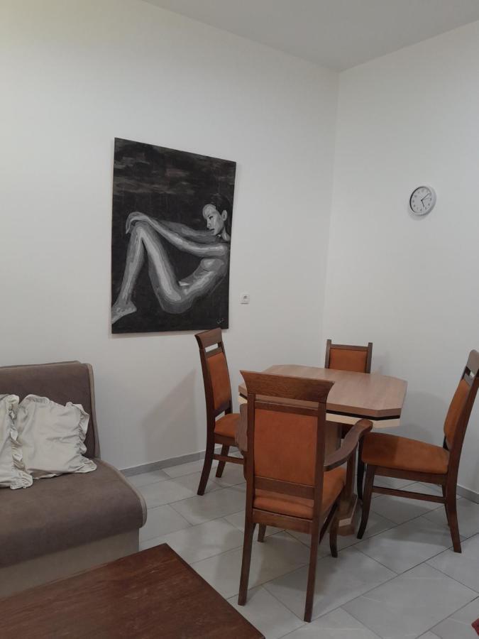 Apartmani Studio Apartmani Senjska Maslina เซนญ์ ภายนอก รูปภาพ